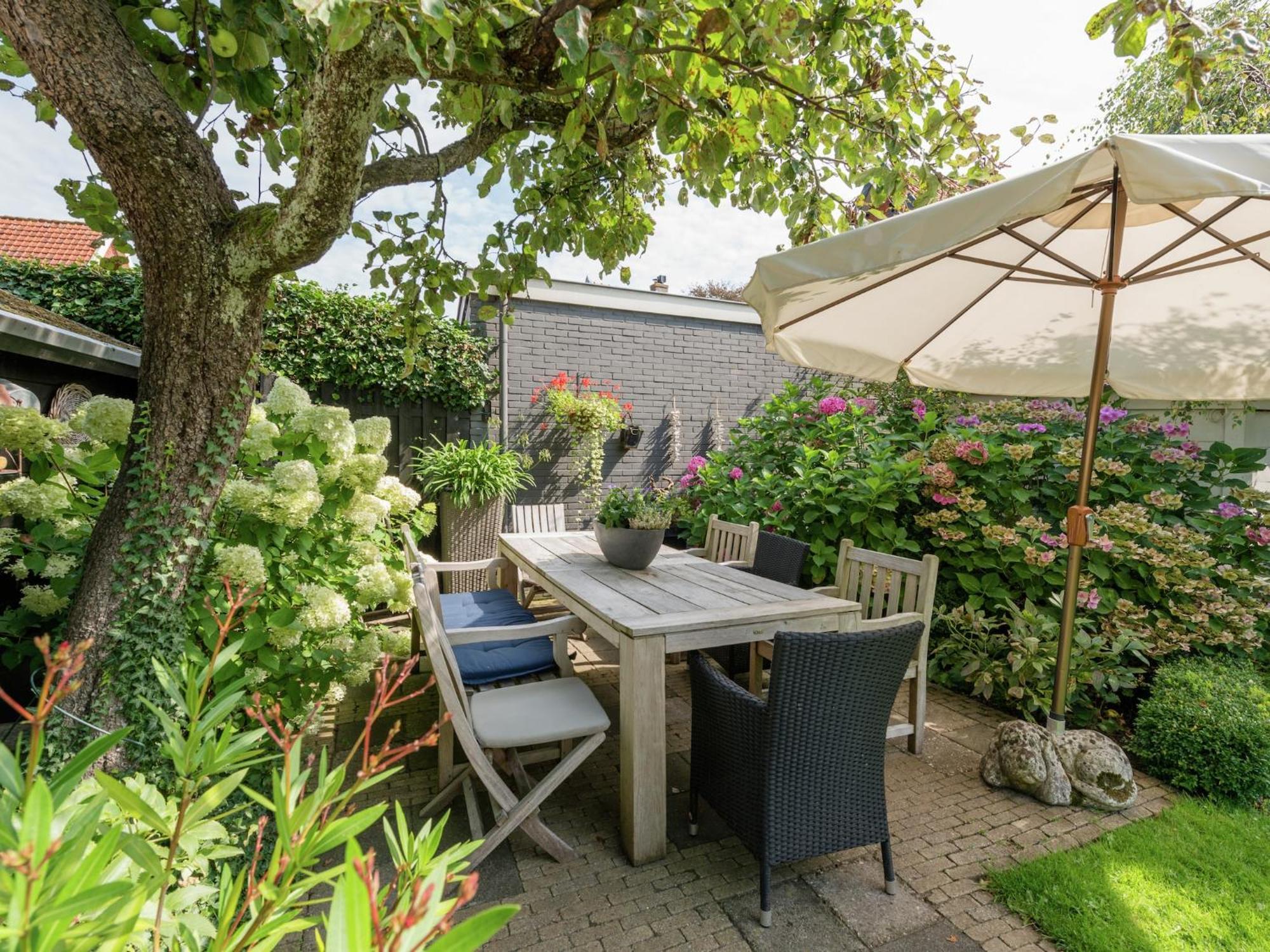 Alluring Apartment In Bergen With Terrace Garden And Bbq ภายนอก รูปภาพ